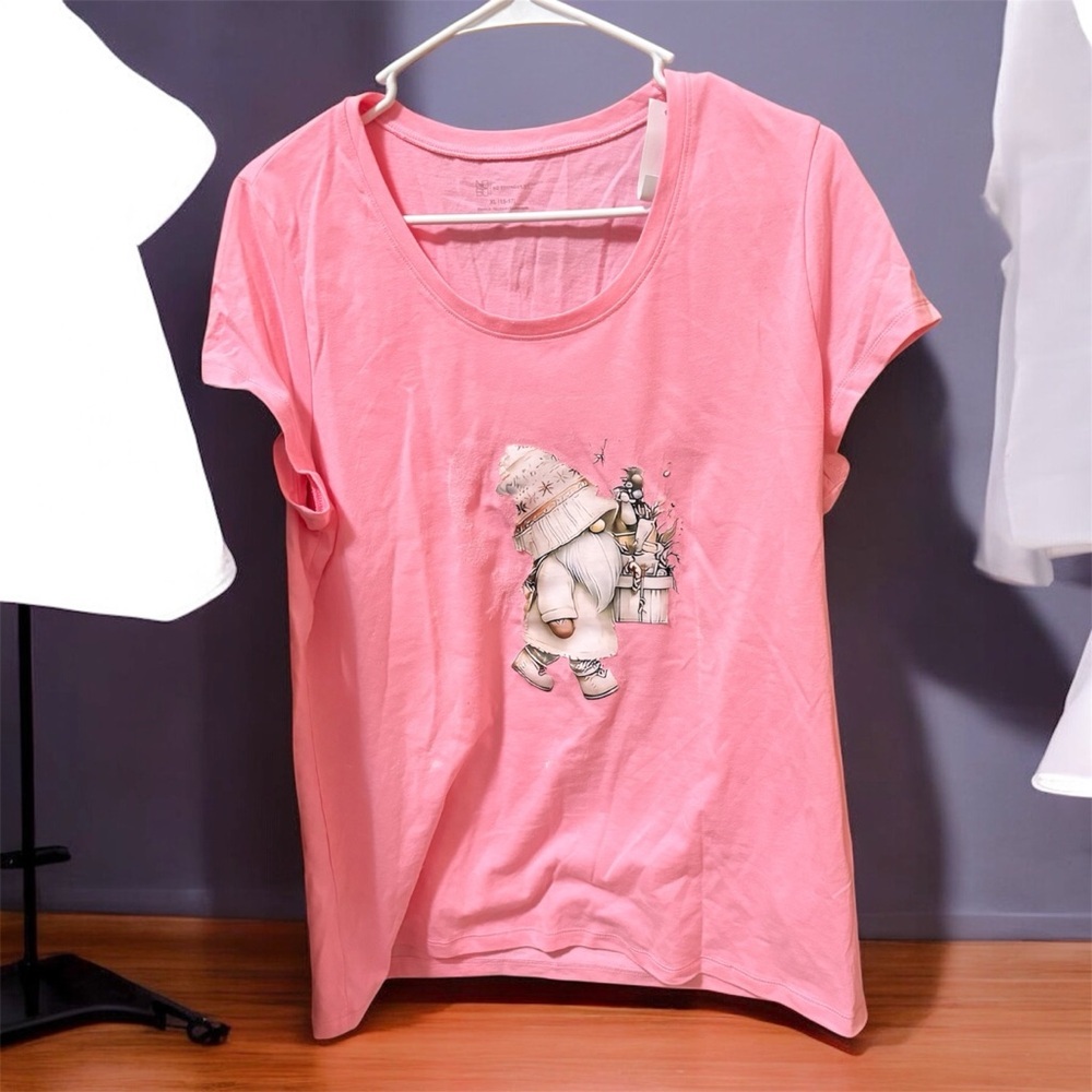 No Boundaries Pink Short Sleeve Tee with Graphic Nome XL